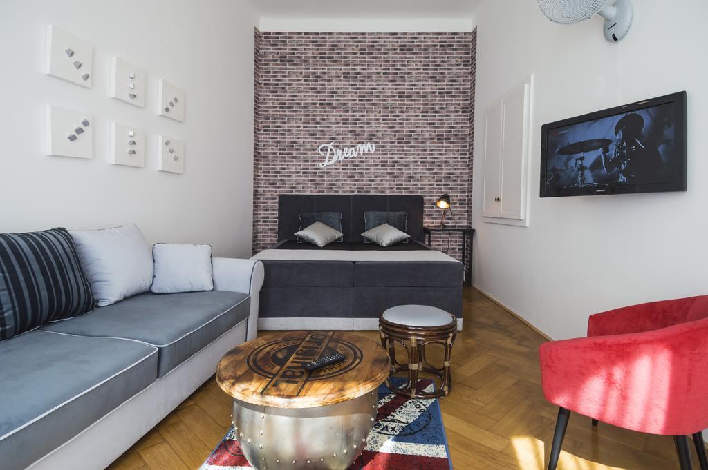 Design Apartment Havelska Praha Bagian luar foto